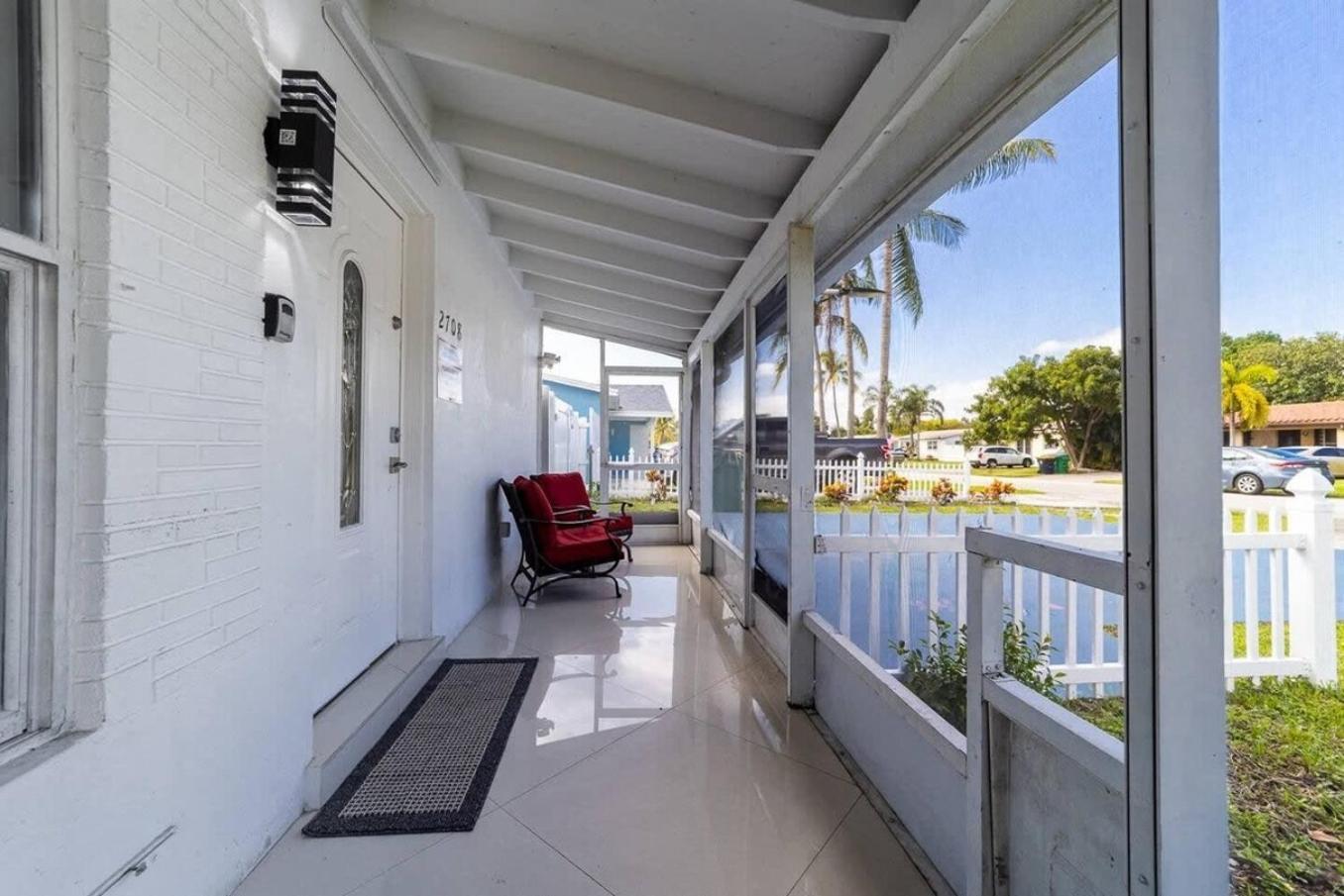 Private Heated Pool Villa In Ftl Near Beach Форт-Лодердейл Екстер'єр фото